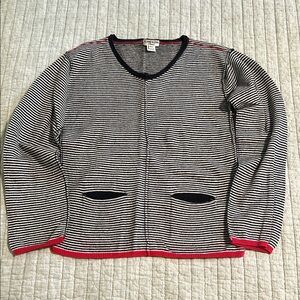 🔥🔥European Kid’s Unisex Black and White Striped Sweater